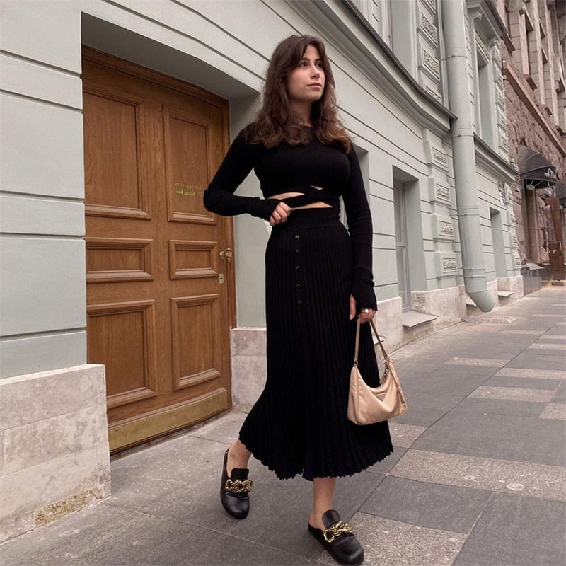 Tossy New White Knit Two Piece Women Sets Fall Ribbed Crop Top And Pleated Knitted Skirt Suits For Women Midi Dress Sets 2022